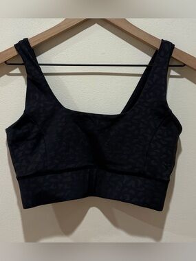 IVL Collective Chi Chi Power V-Back Scoop Neck Black Animal Print Sports Bra - 6